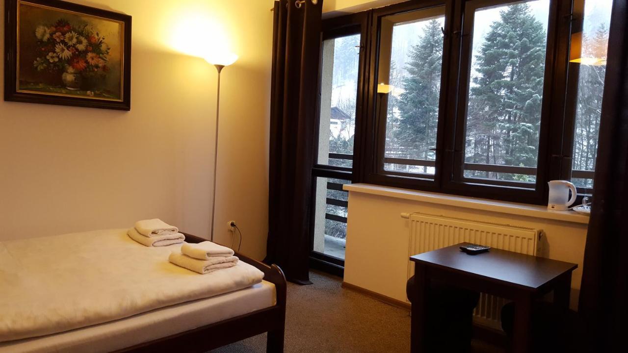 Niezapominajka Bed & Breakfast ชเจอร์ค ภายนอก รูปภาพ
