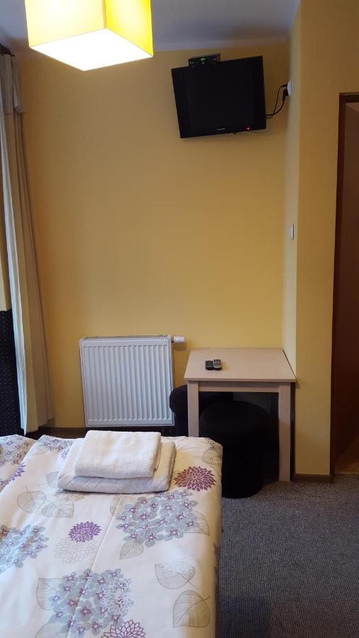 Niezapominajka Bed & Breakfast ชเจอร์ค ภายนอก รูปภาพ