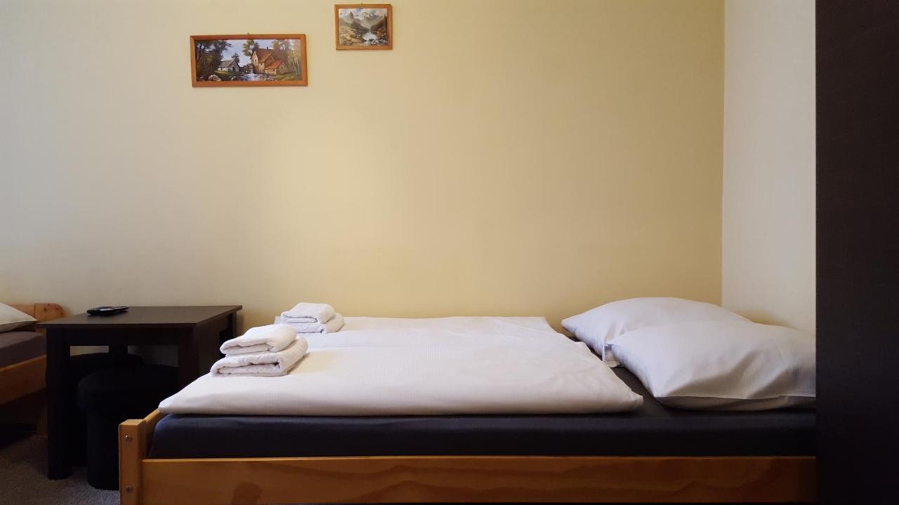 Niezapominajka Bed & Breakfast ชเจอร์ค ภายนอก รูปภาพ